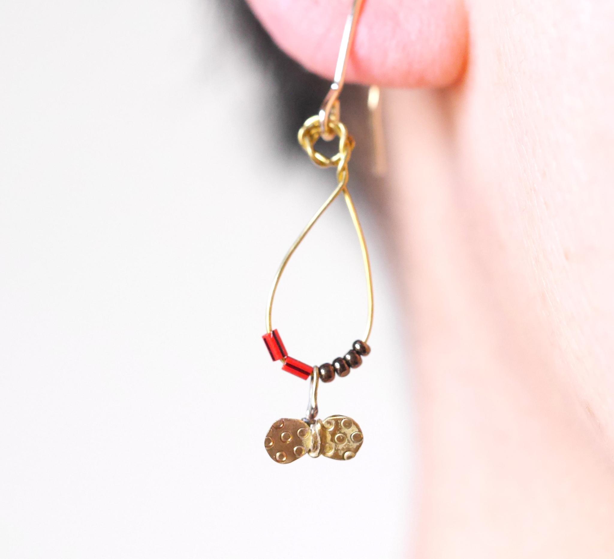 Vintageな蝶々ピアス　現品1点限定