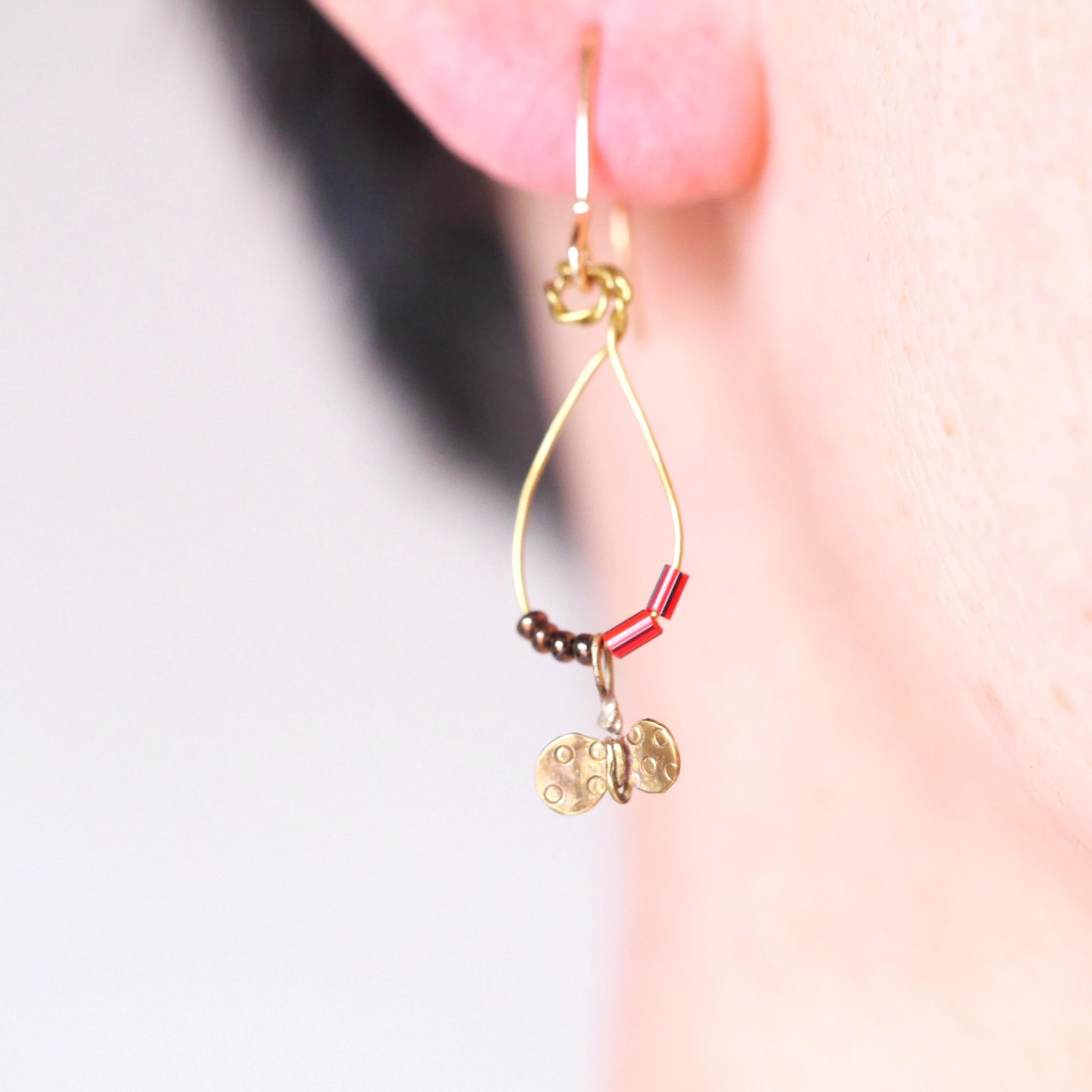 Vintageな蝶々ピアス　現品1点限定 | 2枚目